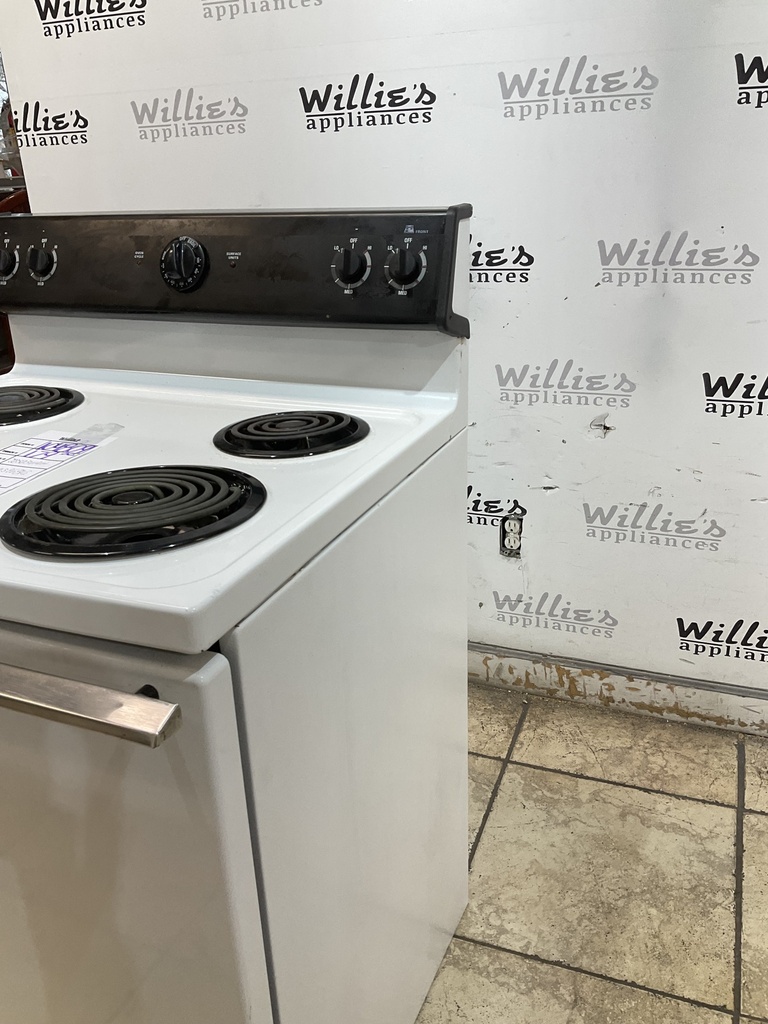 Ge Used Electric Stove 220volts (40/50 AMP) 30inches {no cord} (white/Black) 