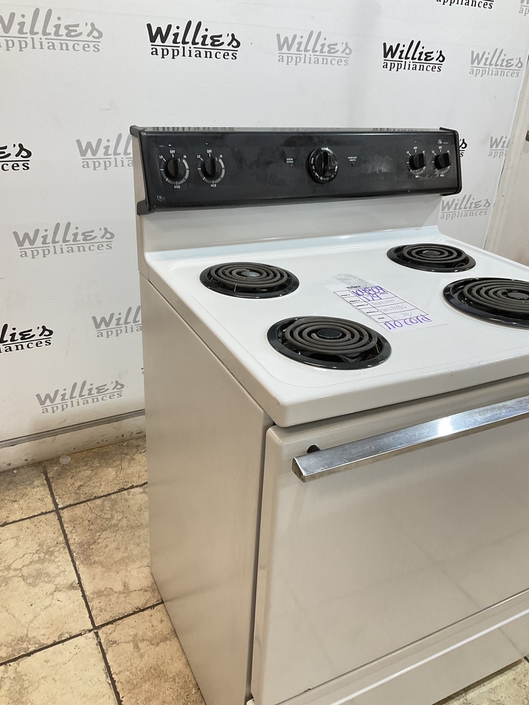 Ge Used Electric Stove 220volts (40/50 AMP) 30inches {no cord} (white/Black) 