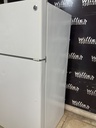 Ge Used Refrigerator Top and Bottom 28x61 1/2” (White) 