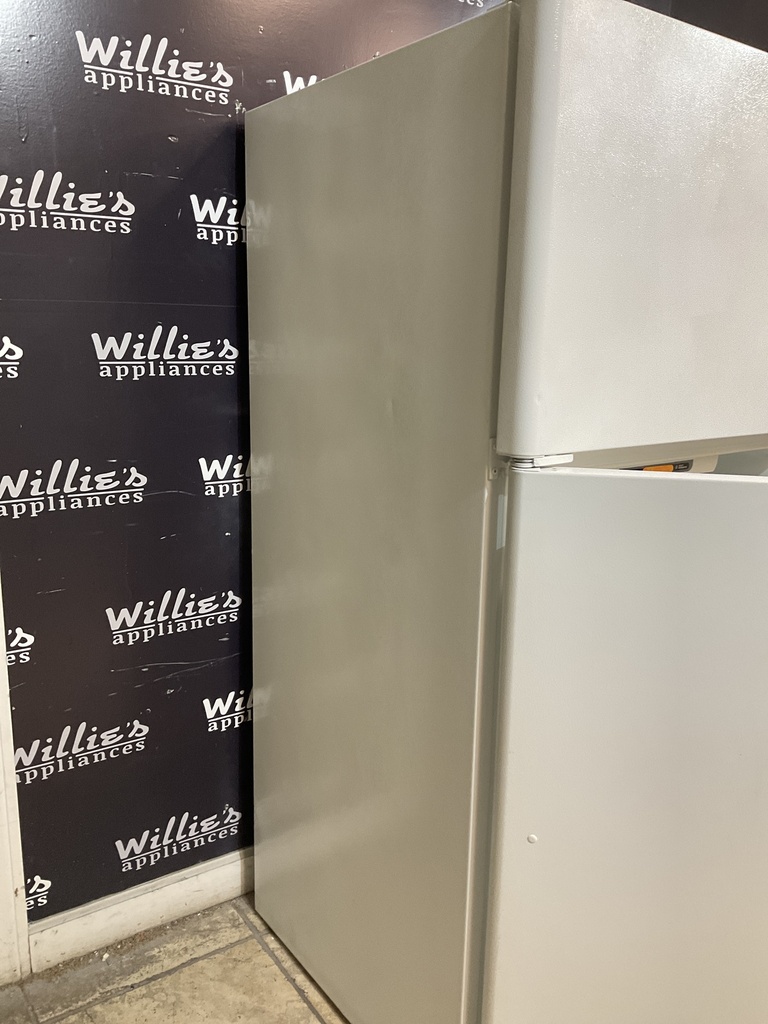 Ge Used Refrigerator Top and Bottom 30x66 (White) 