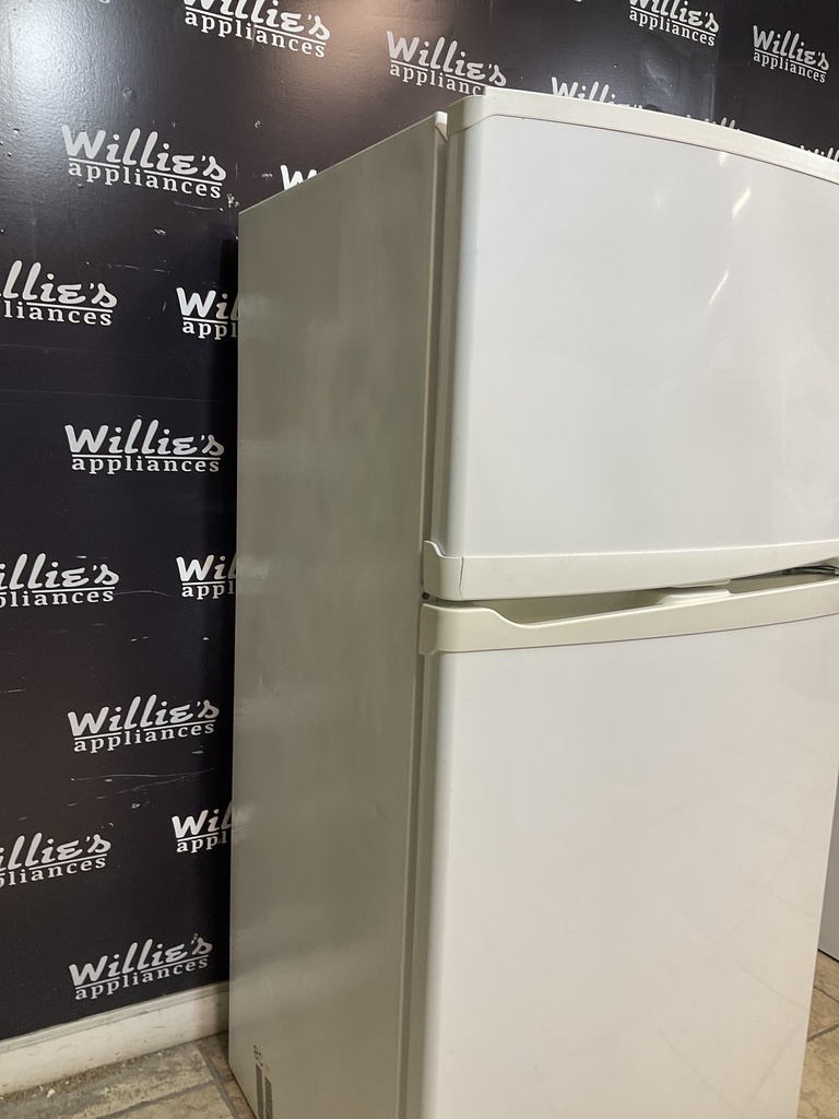 Whirlpool Used Refrigerator Top and Bottom 30 1/2” x 66 1/2” (White) 