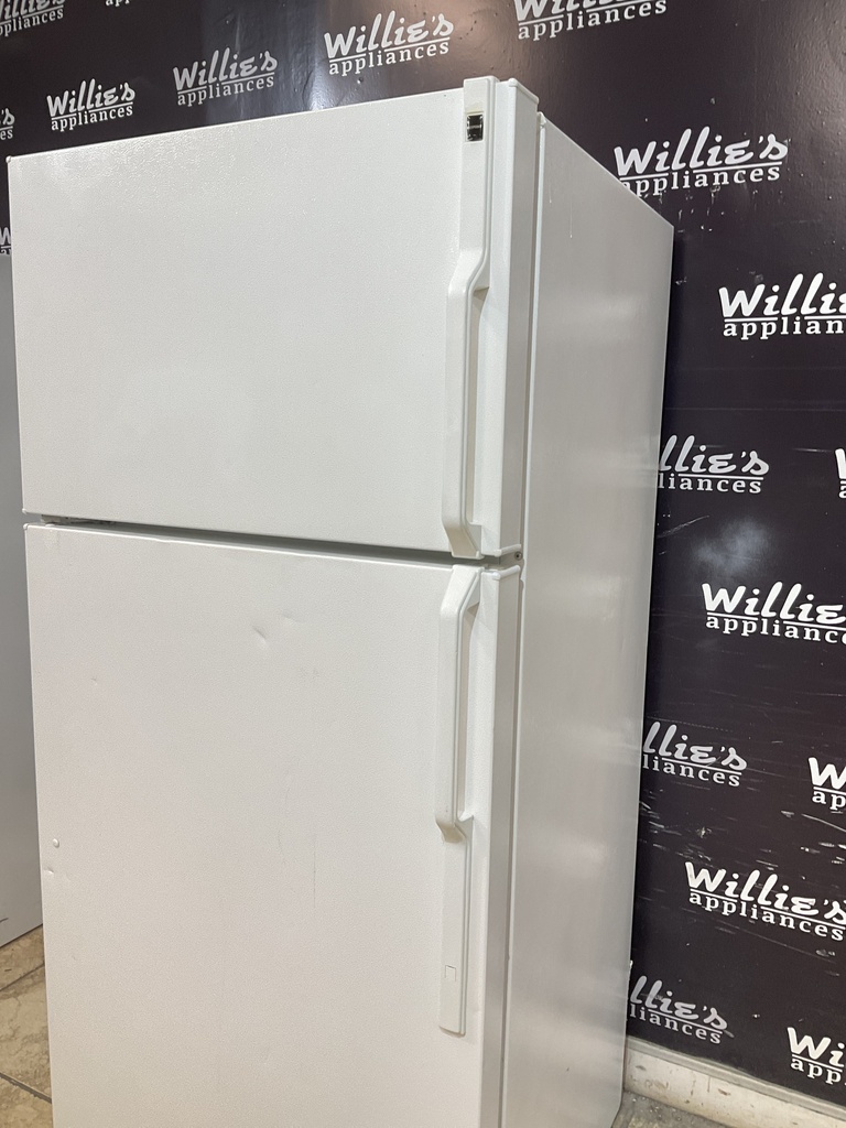 Hotpoint Used Refrigerator Top and Bottom 28x64 1/2” (White) 