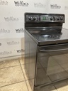 Ge Used Electric Stove 220volts (40/50 AMP) 30inches {no cord} (Black) 
