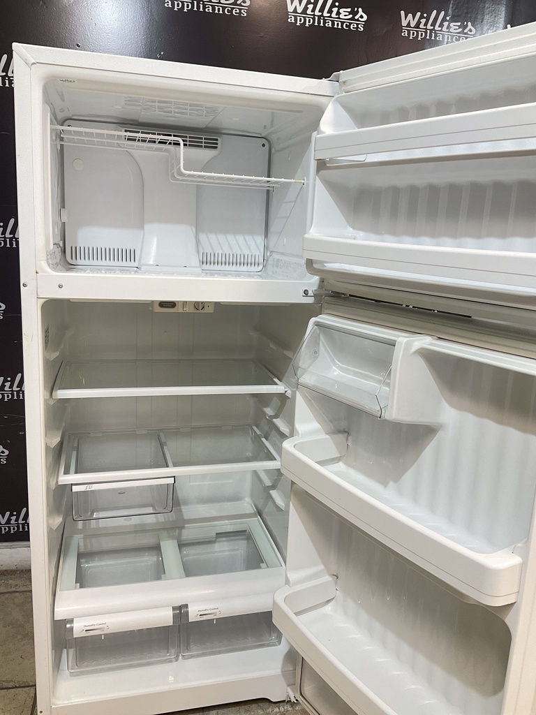 Ge Used Refrigerator Top and Bottom 28x65 (White) 
