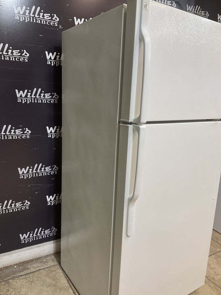 Ge Used Refrigerator Top and Bottom 28x65 (White) 