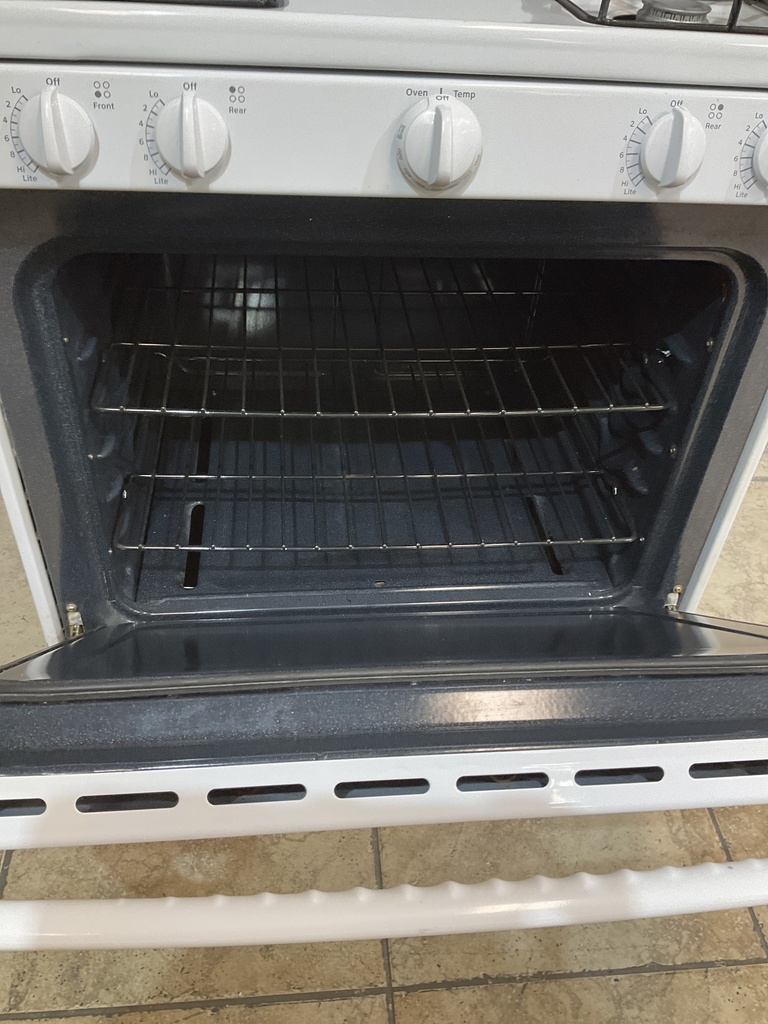 Hotpoint Used Natural Gas Stove 30inches (White) 