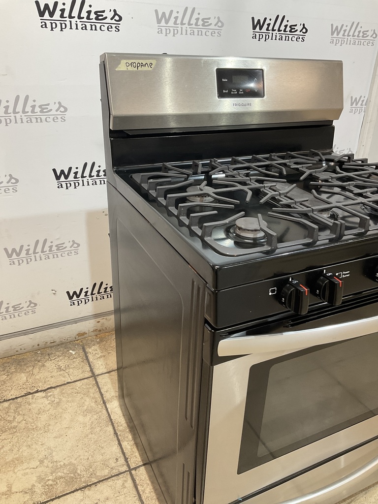 Frigidaire Used Gas Propane Stove 30inches (stainless steel) 