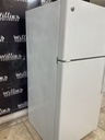 Ge Used Refrigerator Top and Bottom 28x61 1/2” (white) 