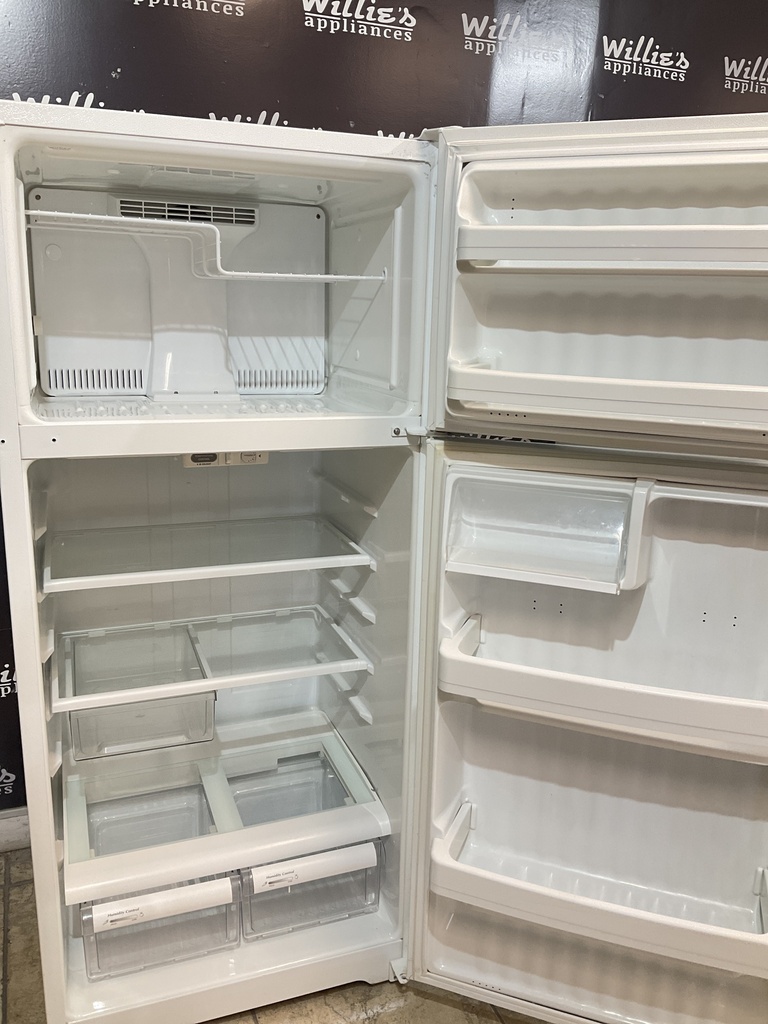 Ge Used Refrigerator Top and Bottom 28x64 1/2” (White) 