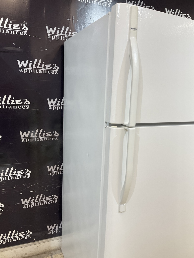 Kenmore Refrigerator Top and Bottom 30x66 (white)