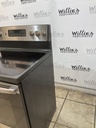 Ge Used Electric Stove 220volts (40/50 AMP) 30inches {3 prong} (Stainless steel) 