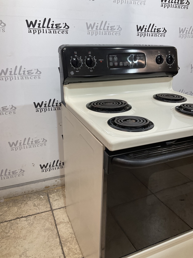 Ge Use Electric Stove 220volts (40/50 AMP) 30inches {3 prong} (Bisque/Black) 