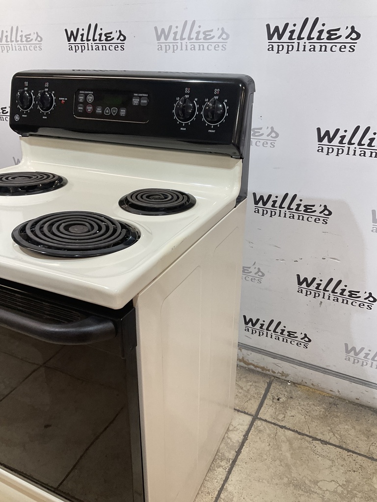 Ge Use Electric Stove 220volts (40/50 AMP) 30inches {3 prong} (Bisque/Black) 
