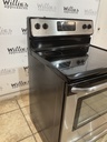 Frigidaire Used Electric Stove 220volts (40/50 AMP) 30inches {no cord} (Stainless steel) 