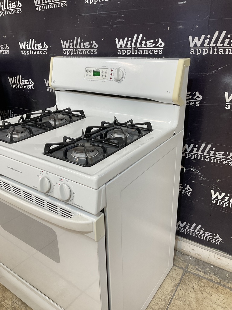 Ge Used Natural Gas Stove 30inches (White) 