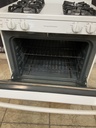Ge Used Natural Gas Stove 30inches (White) 
