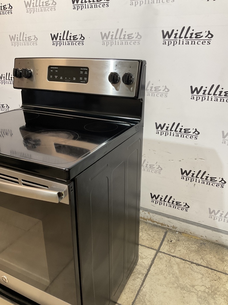 Ge Used Electric Stove 220volts (40/50 AMP) {4 prong} (Stainless steel)