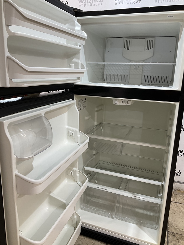 Frigidaire Used Refrigerator Top and Bottom 30x66 (Black) 