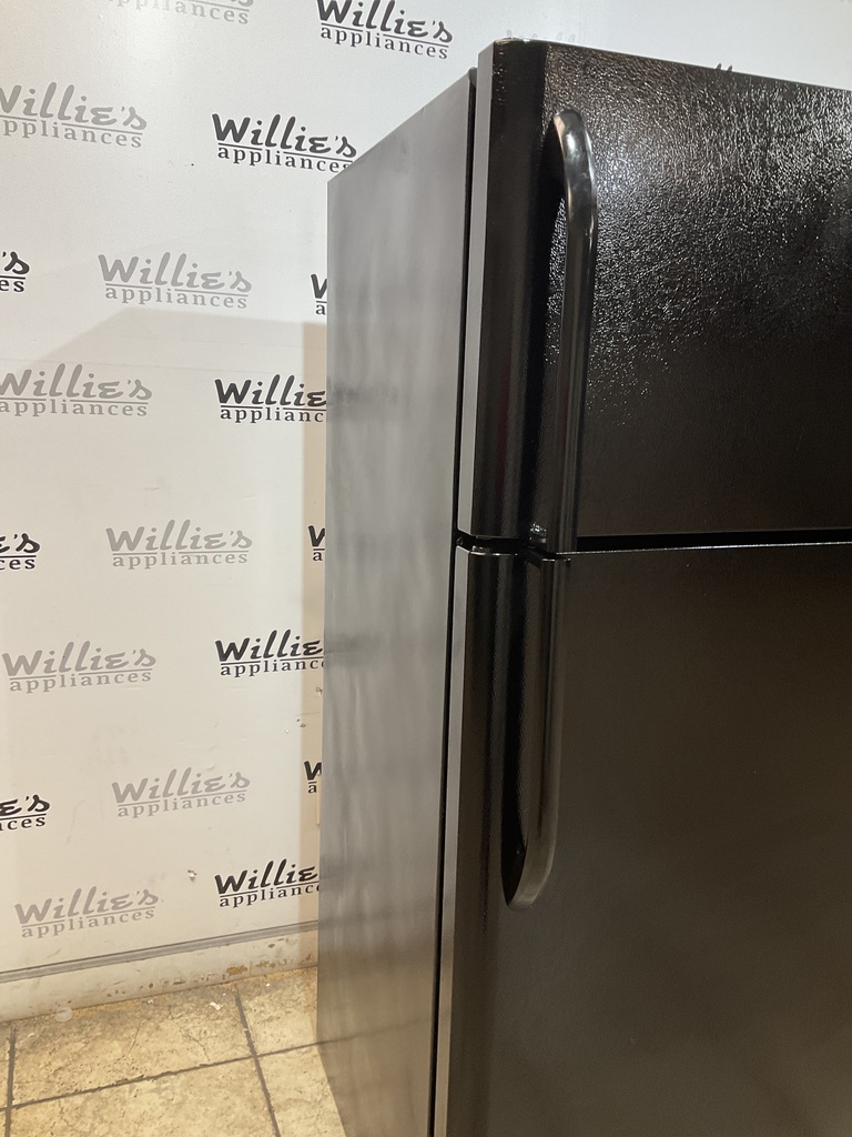 Frigidaire Used Refrigerator Top and Bottom 30x65 1/2 (Black) 