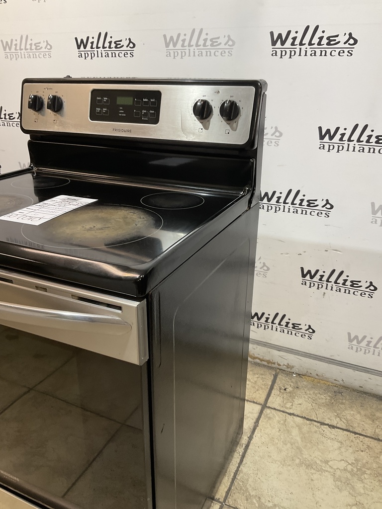 Frigidaire Used Electric Stove 220volts (40/50 AMP) 30inches {no cord} (Stainless steel) 