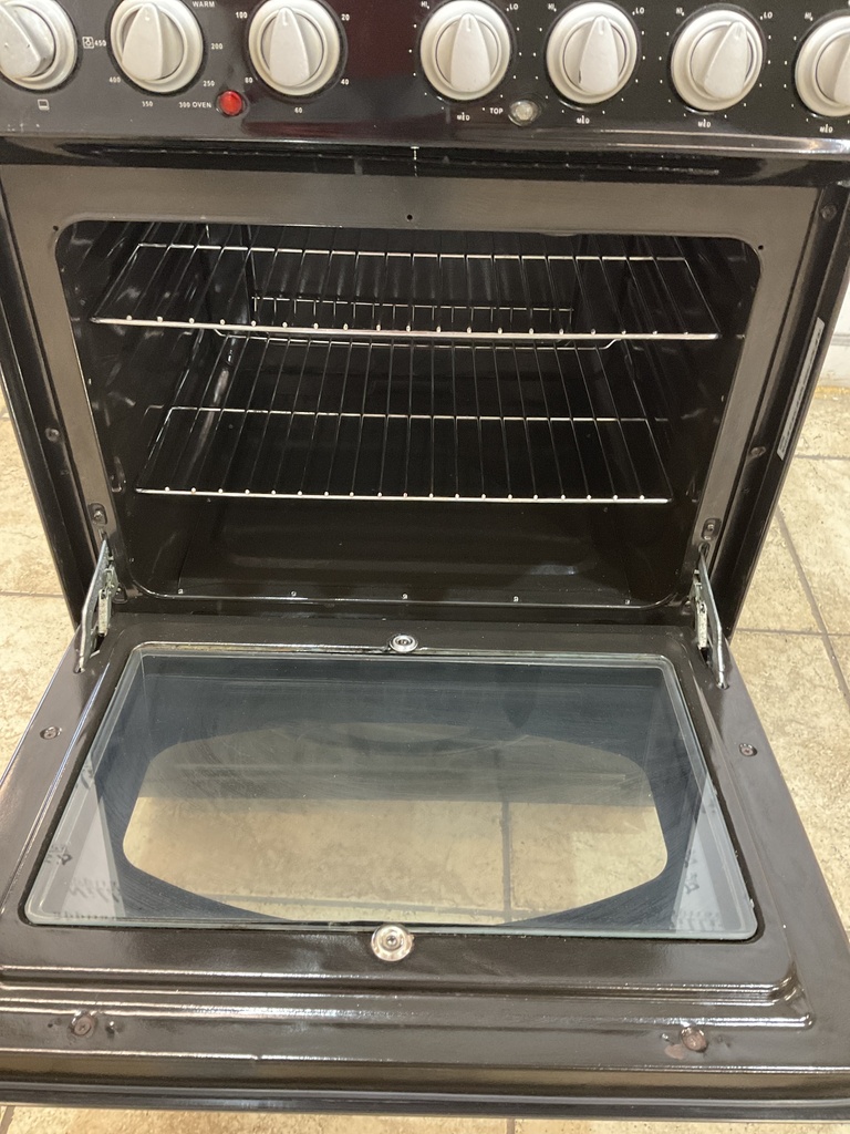 Avanti Used Electric Stove 220volts (40/50 AMP) 23 1/2” (Black) 