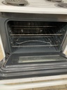 Frigidaire Used Electric Stove 220volts (40/50 AMP) 30inches {no cord} (white) 