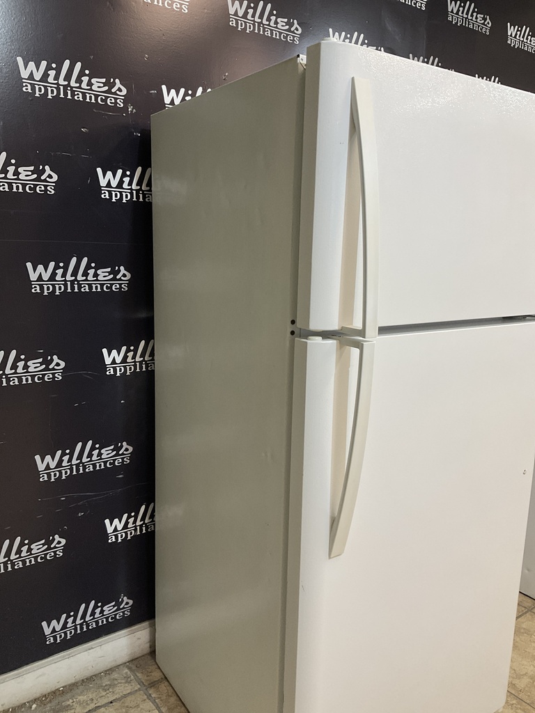Kenmore Used Refrigerator Top and Bottom 30x66 (White) 