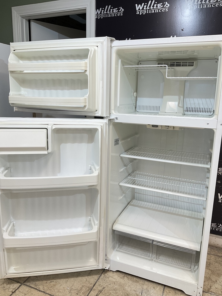 Hotpoint Used Refrigerator Top and Bottom 28x64 1/2” (White) 