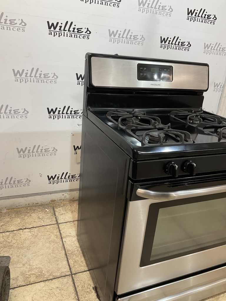 Frigidaire Used Natural Gas Stove 30inches (Stainless Steel) 2