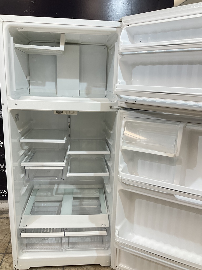 Ge Used Refrigerator Top and Bottom 28x64 1/2” (White) 