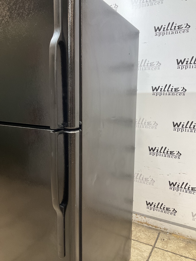 Frigidaire Used Refrigerator Top and Bottom 30x66 (Black) 