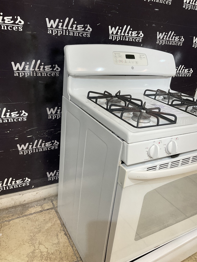 Ge Used Natural Gas Stove 30inches (White) 