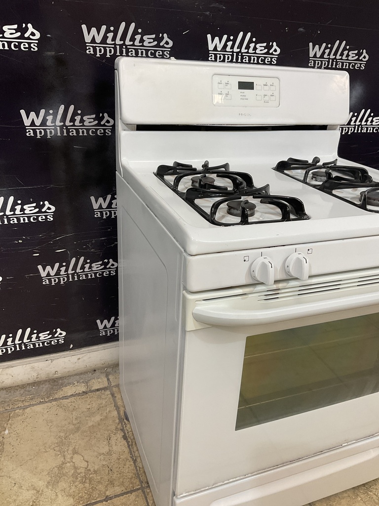 Frigidaire Used Natural Gas Stove 30inches (White) 