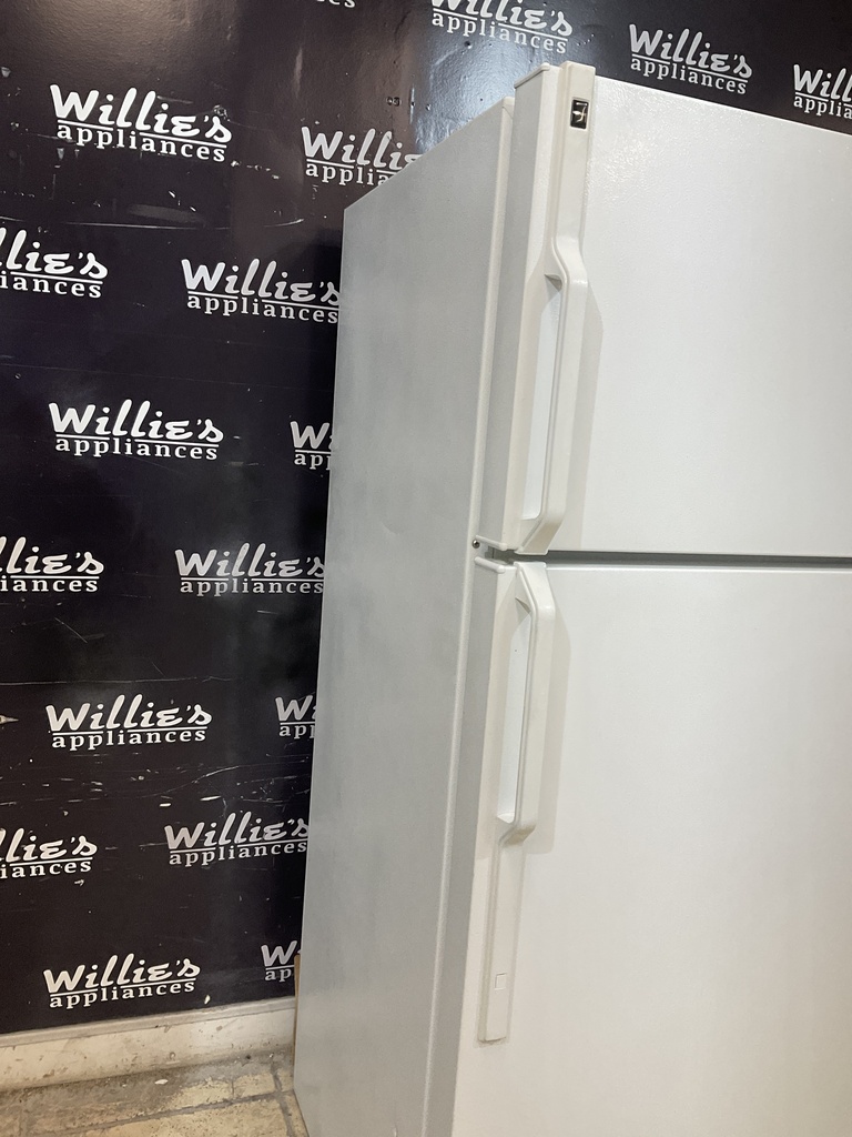 Hotpoint Used Refrigerator Top and Bottom 28x64 1/2” (white) 