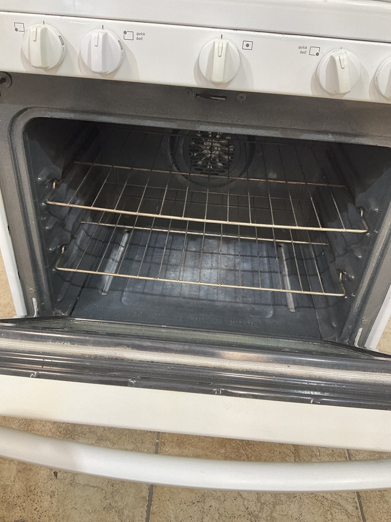 Frigidaire Used Natural Gas Stove 30inches (white) 