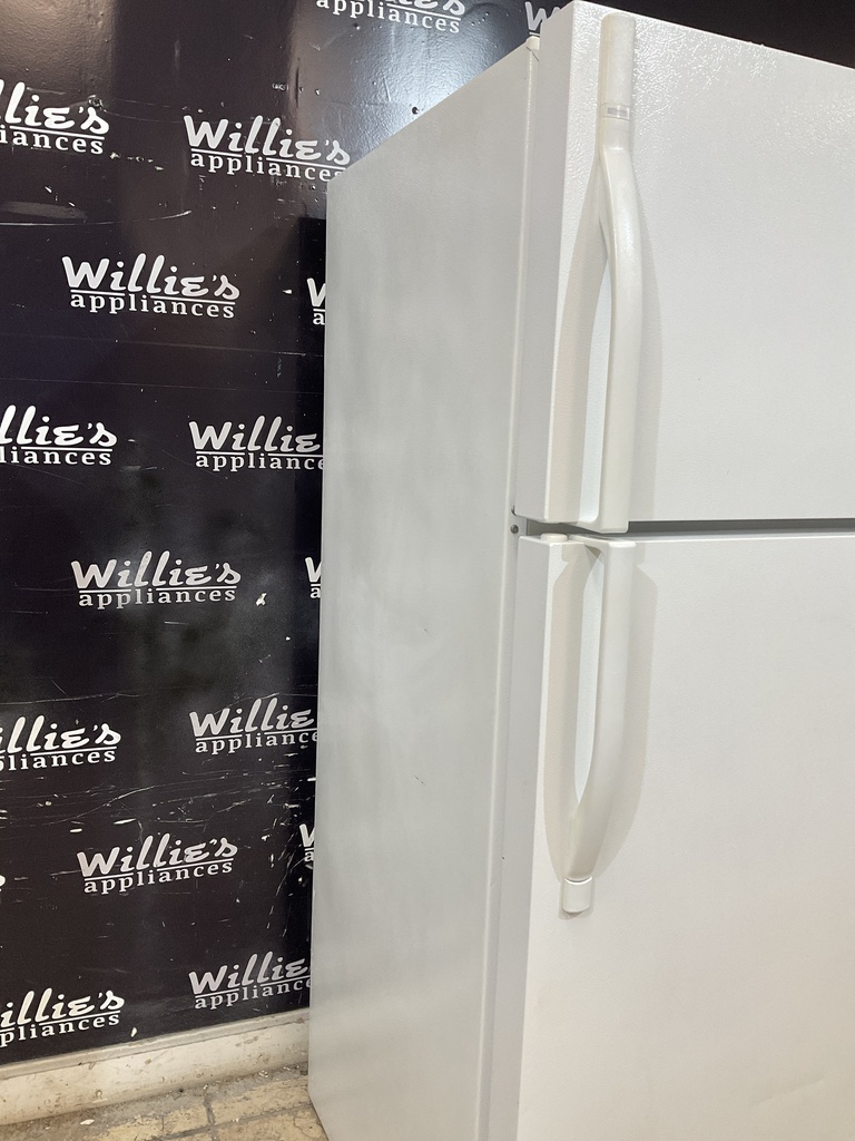 Kenmore Used Refrigerator Top and Bottom 30x66 (White) 