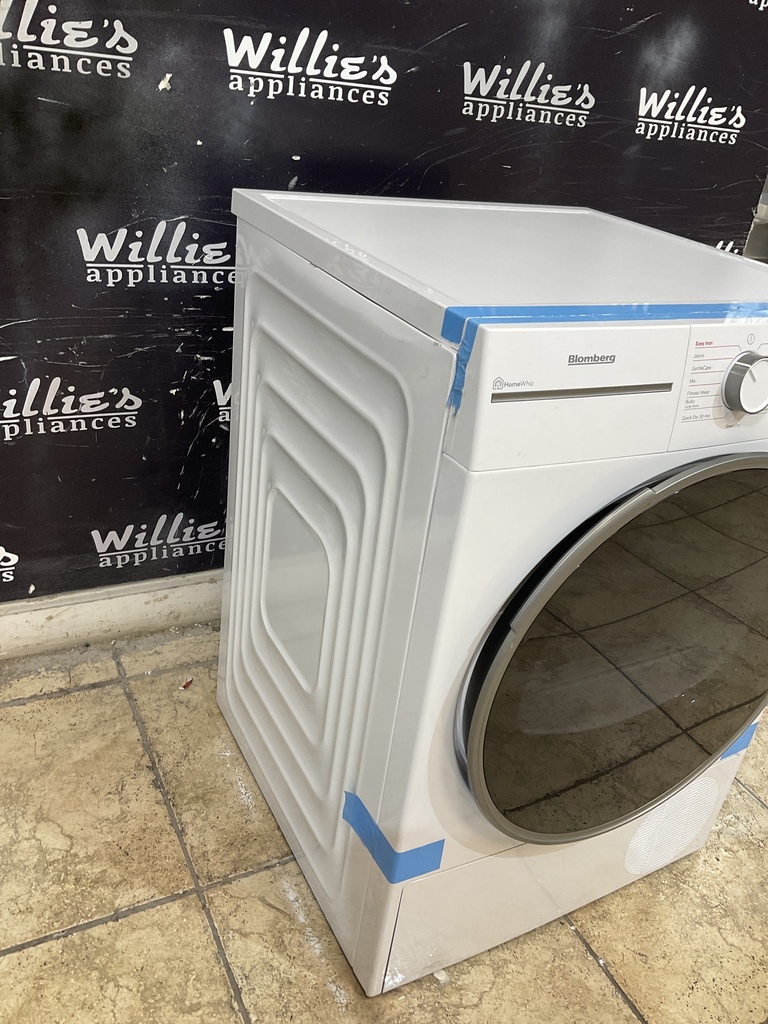 Blombera Used Electric Dryer 220volts (30 AMP) 24inches {4 prong} (white) 