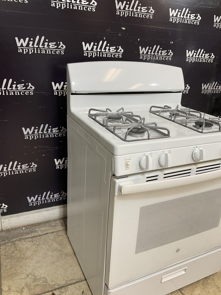 Ge Used Natural Gas Stove 30inches (White) 