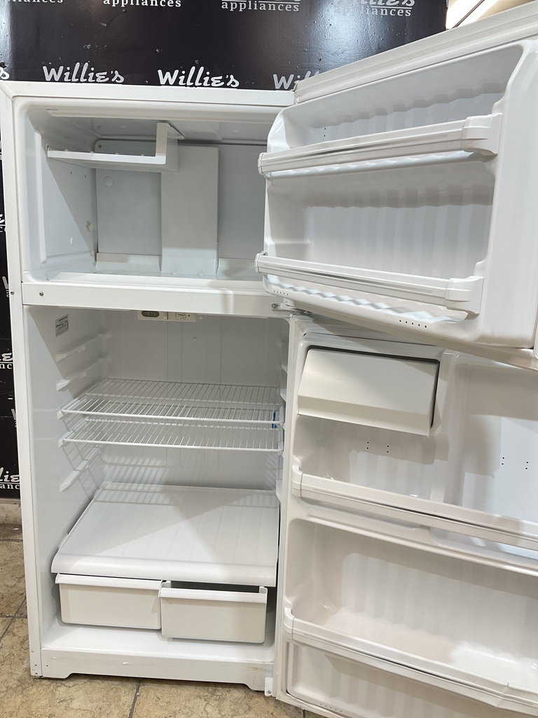 Ge Used Refrigerator Top and Bottom 28x61 1/2” (White) 