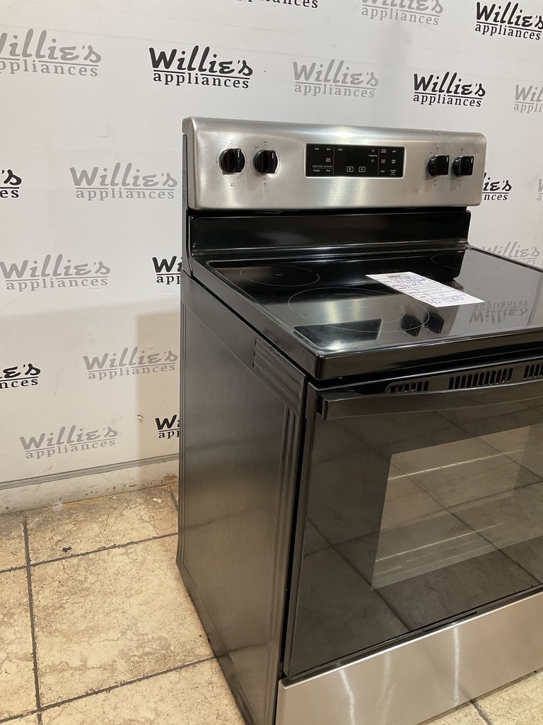 Whirlpool Used Electric Stove 220volts (40/50 AMP) 30inches {no cord} (Stainless Steel) 