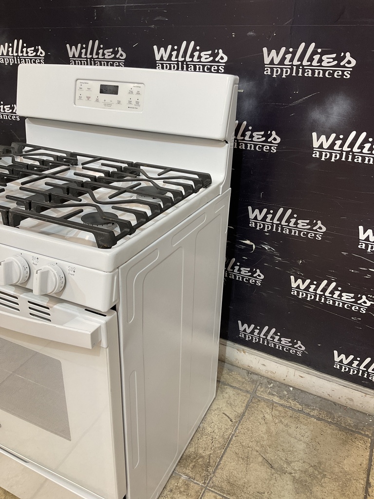 Ge Used Natural Gas Stove 30inches (white) 