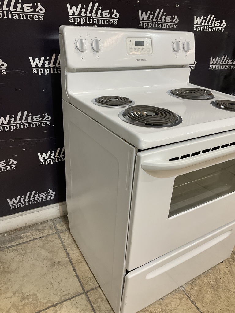 Frigidaire Used Electric Stove 220volts (40/50 AMP) 30inches {no cord} (white) 