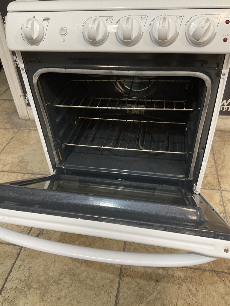 Summit Used Electric Stove 220volts (40/50 AMP) 24inches {4 prong} (White)