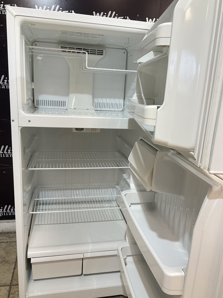 Hotpoint Used Refrigerator Top and Bottom 28x61 1/2” (White)