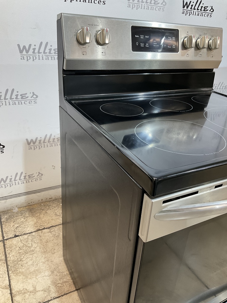 Frigidaire Used Electric Stove 220volts (40/50 AMP) 30inches {4 prong} (Stainless steel) 