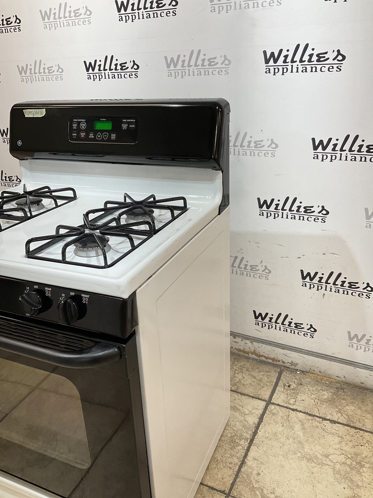 Ge Used Gas Propane Stove 30inches (White/black) 