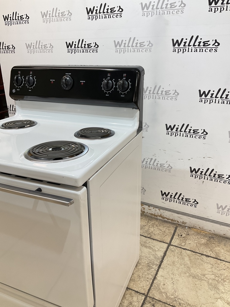 Ge Used Electric Stove 30inches {no cord} 