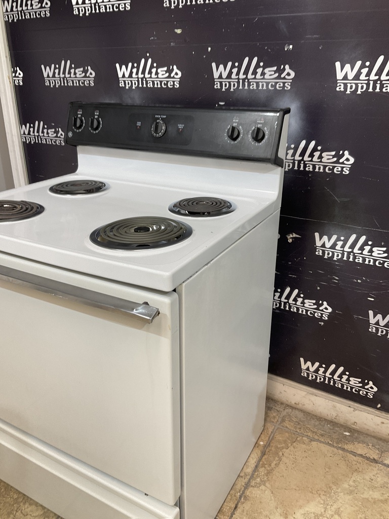 Ge Used Electric Stove 220volts (49/50 AMP)  30inches {no cord} (White) 