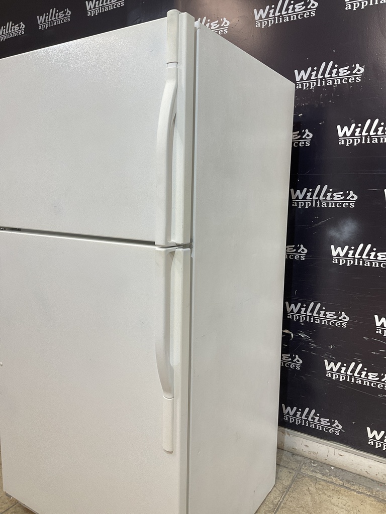Whirlpool Used Refrigerator Top and Bottom 33x66 (White) 