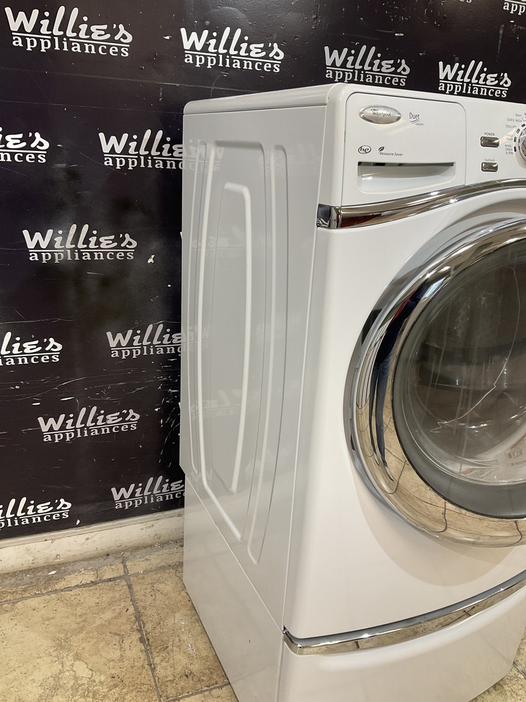 Whirlpool Used Washer Front- load 27inches (White)